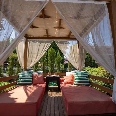 Mendos Garden Exclusive Szálloda