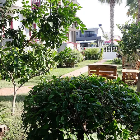 Mendos Garden Exclusive