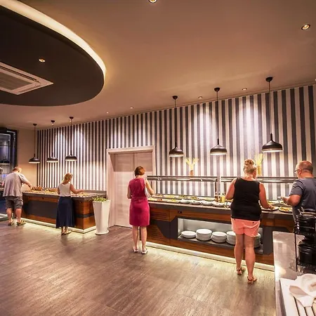 Mendos Garden Exclusive 酒店 费特希耶