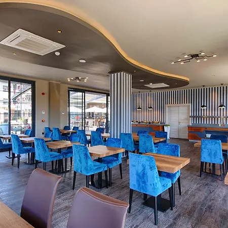 酒店 Mendos Garden Exclusive 3*