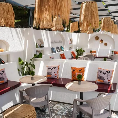Mendos Garden Exclusive Φετιγιέ