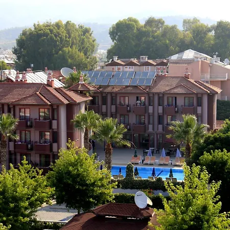 Mendos Garden Exclusive 酒店 3*