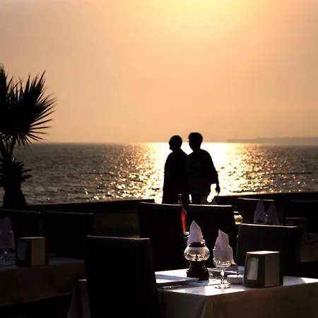 Mendos Garden Exclusive فندق فتحية